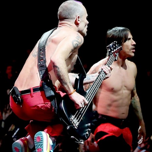 Red Hot Chili Peppers сыграли на Супербоуле под фонограмму